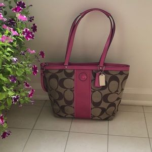 Coach shoulder purse